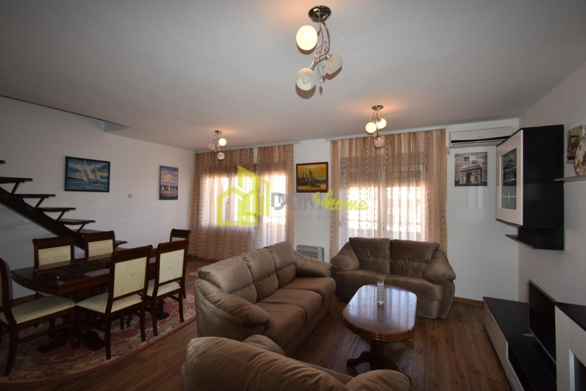 Trosoban duplex stan 119m2, iza Delte